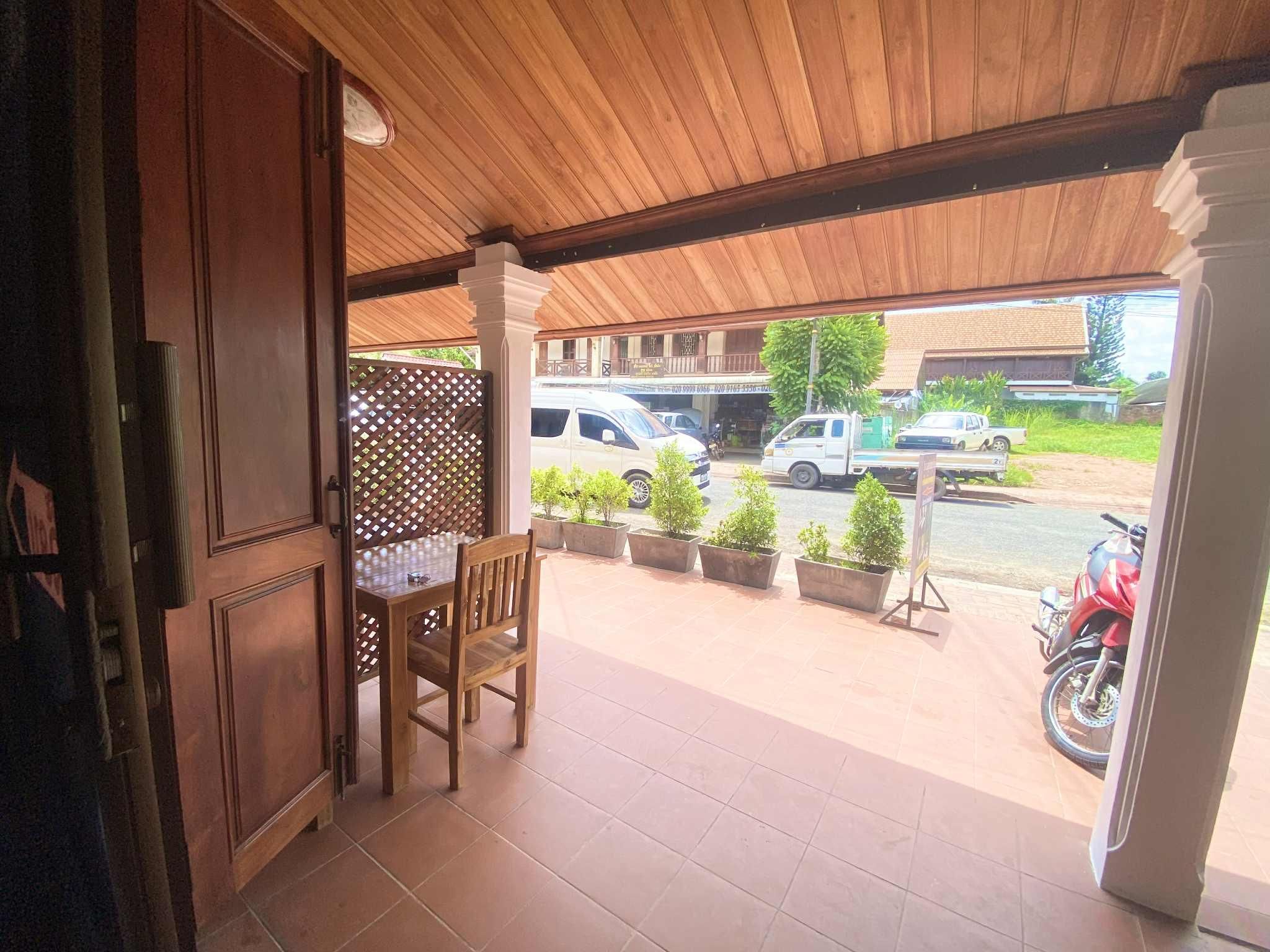 8585c639a5e678dd829c529f09ed0b6e