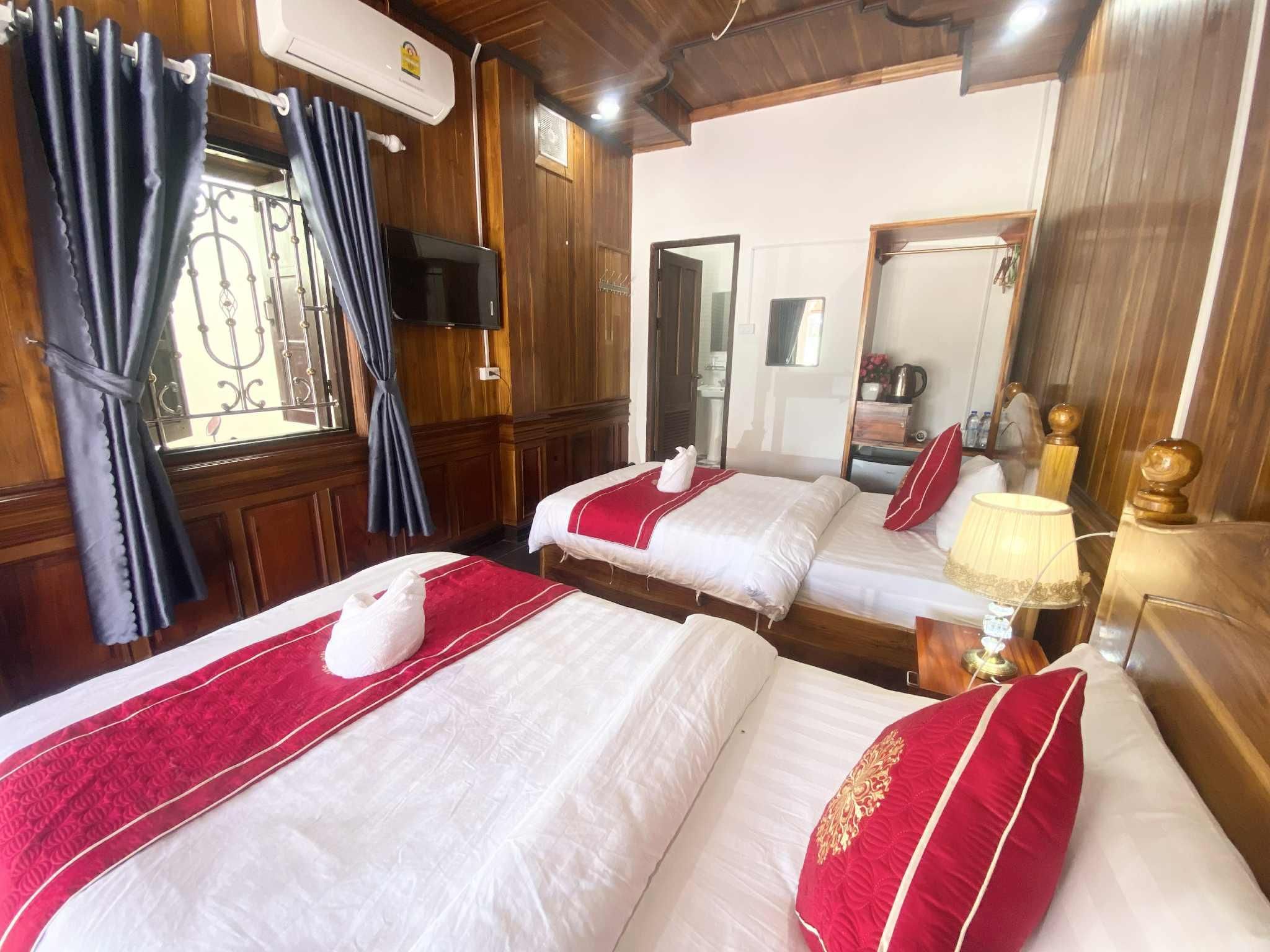 Twin Superior Room - Breakfast Included