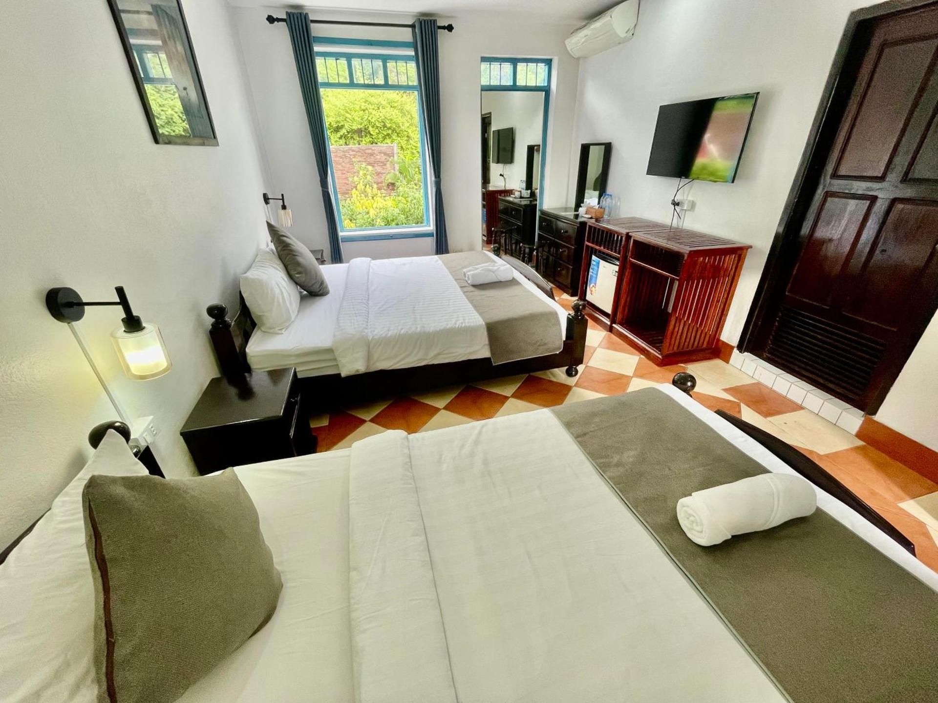 Villa Merry Lao Ban Aphay Triple Room with City View 2