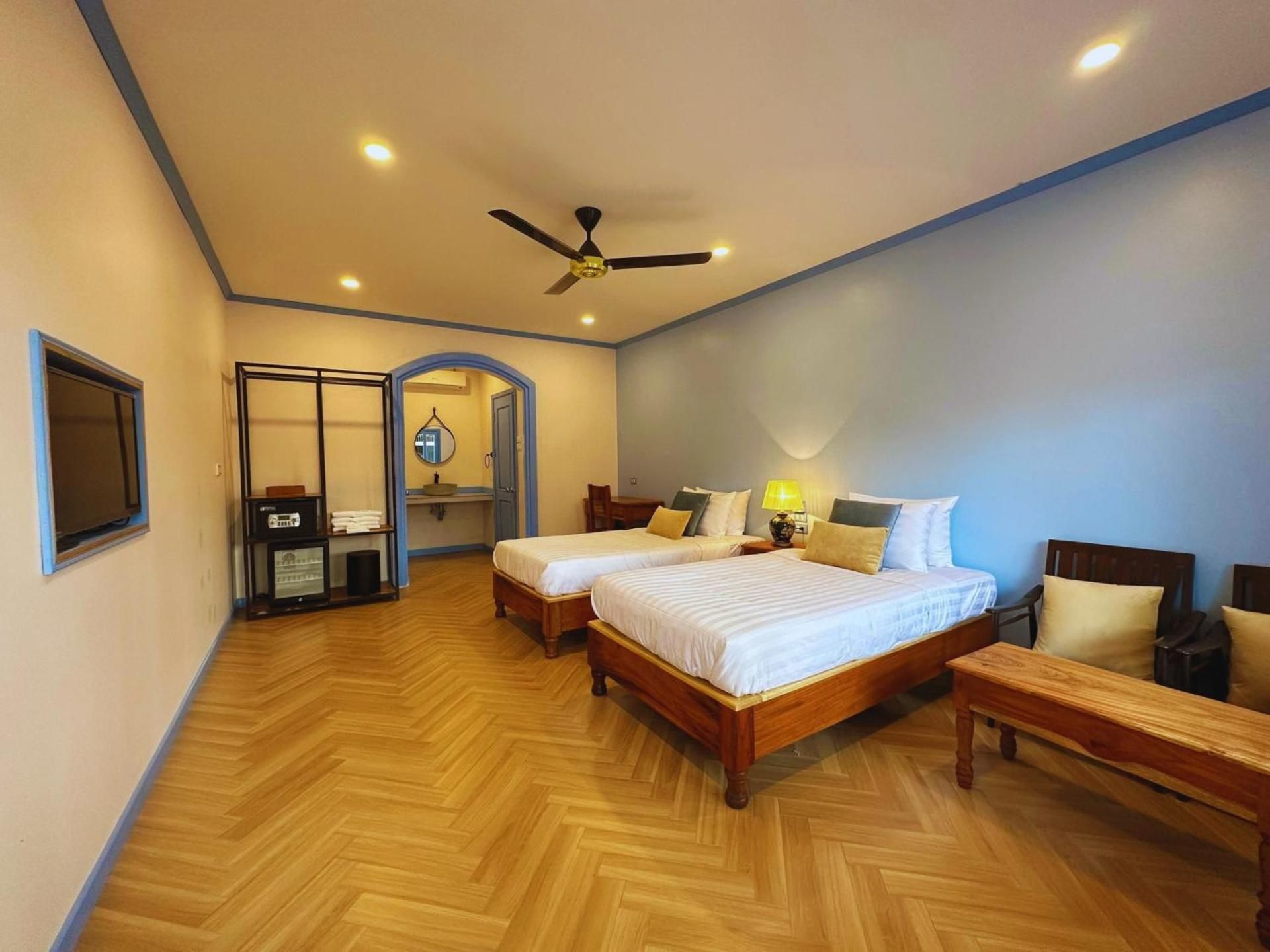 Superior Twin Room with Garden View