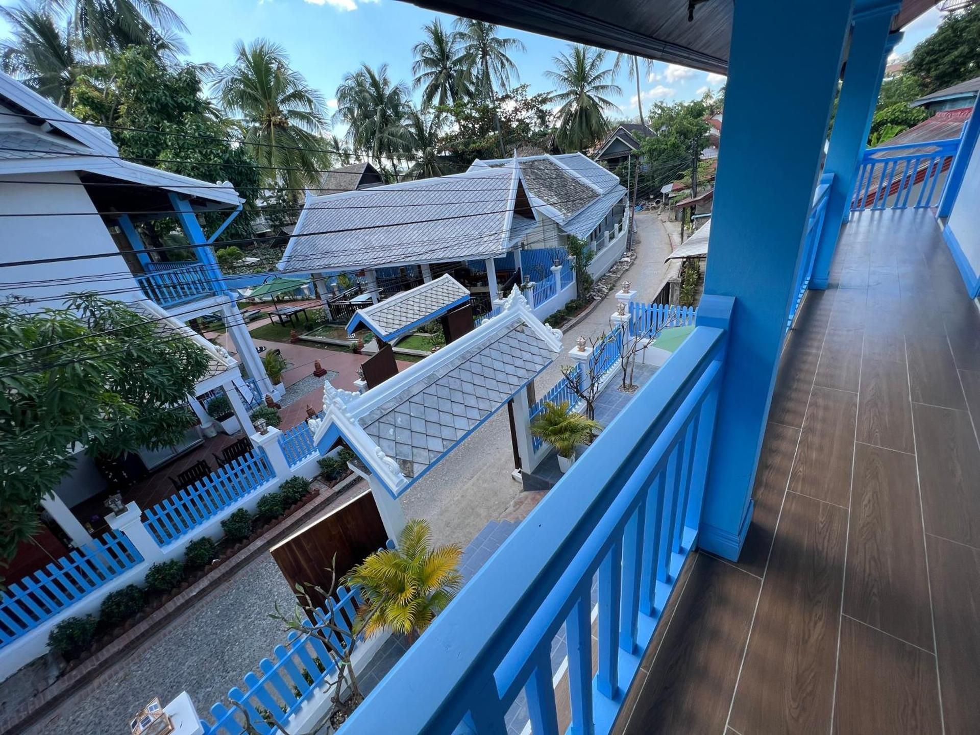 Twin Room with Pool View