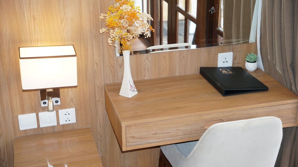 The Secret Luang Prabang Deluxe Double Room, Non Smoking, Pool View 9