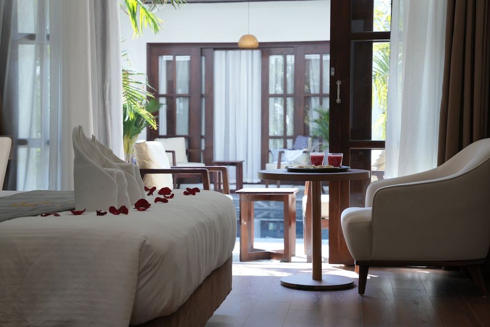 The Secret Luang Prabang Deluxe Double Room, Non Smoking, Pool View 10
