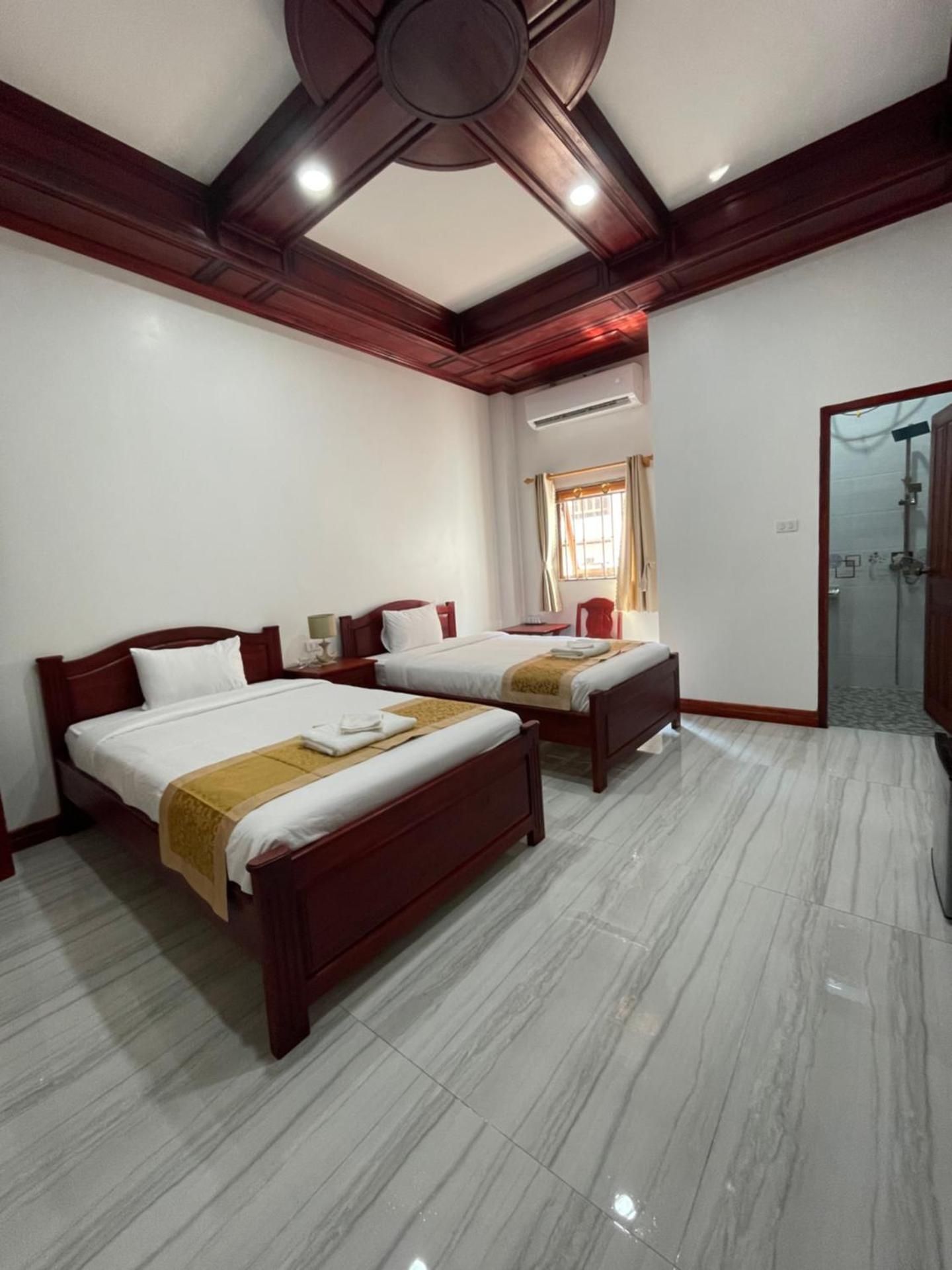 PhaiLin Hotel Superior Twin Room