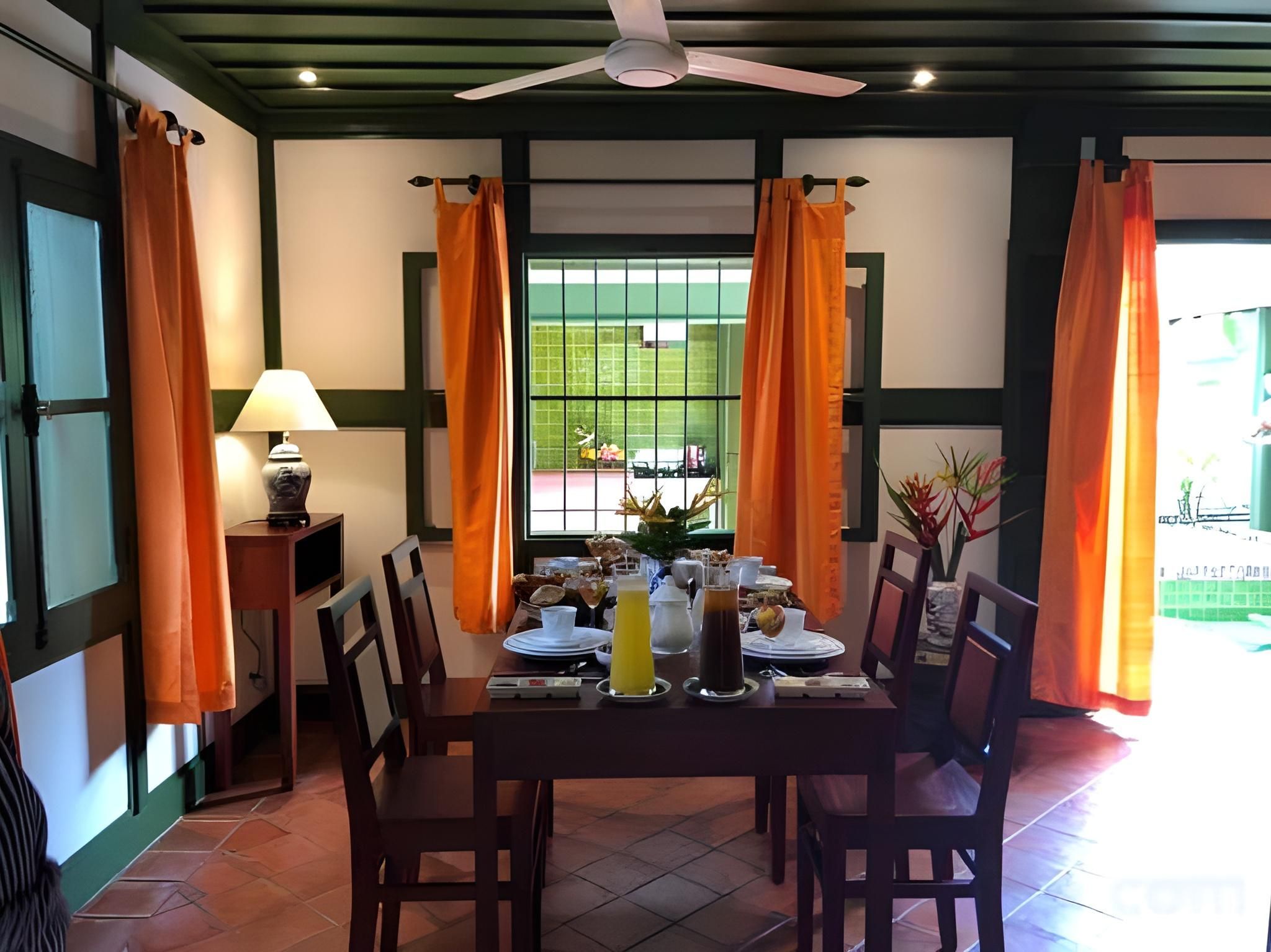 4b6407614d52a07ef184957a9b7e775c