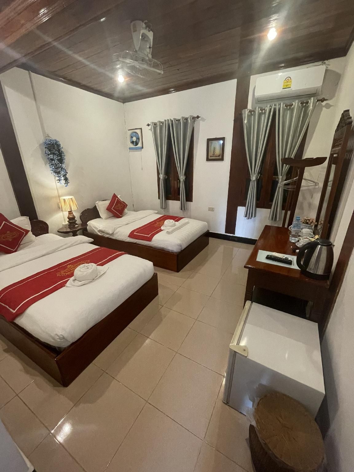 Superior Twin Room with En-Suite