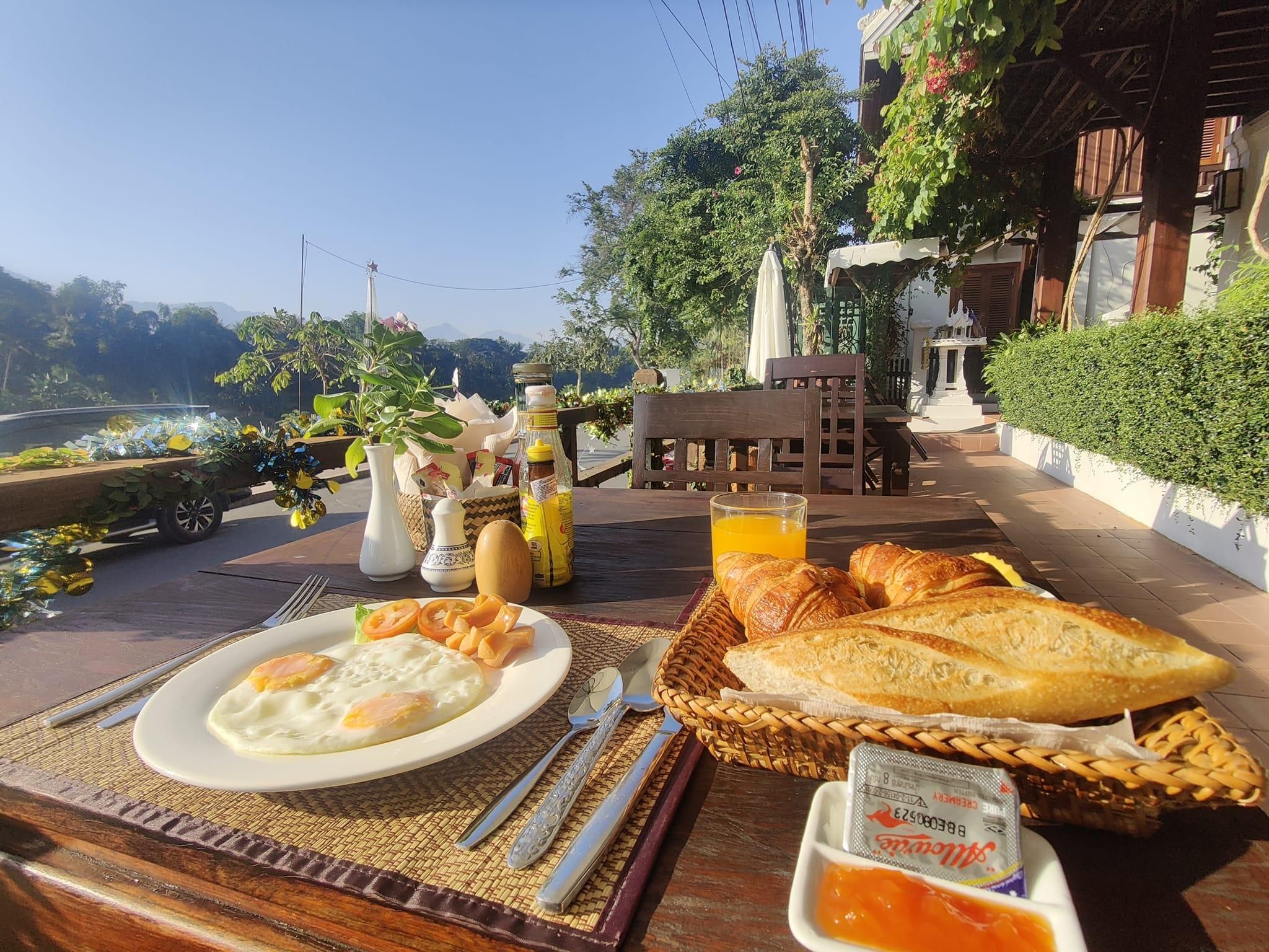 restaurant (private room)