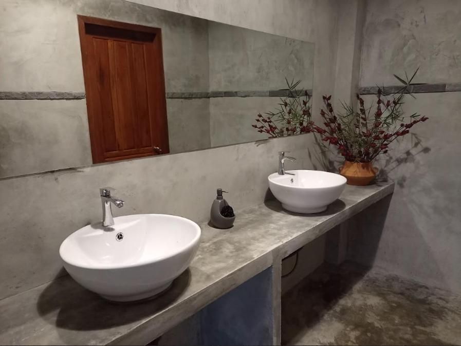 Mountain View Room with Balcony