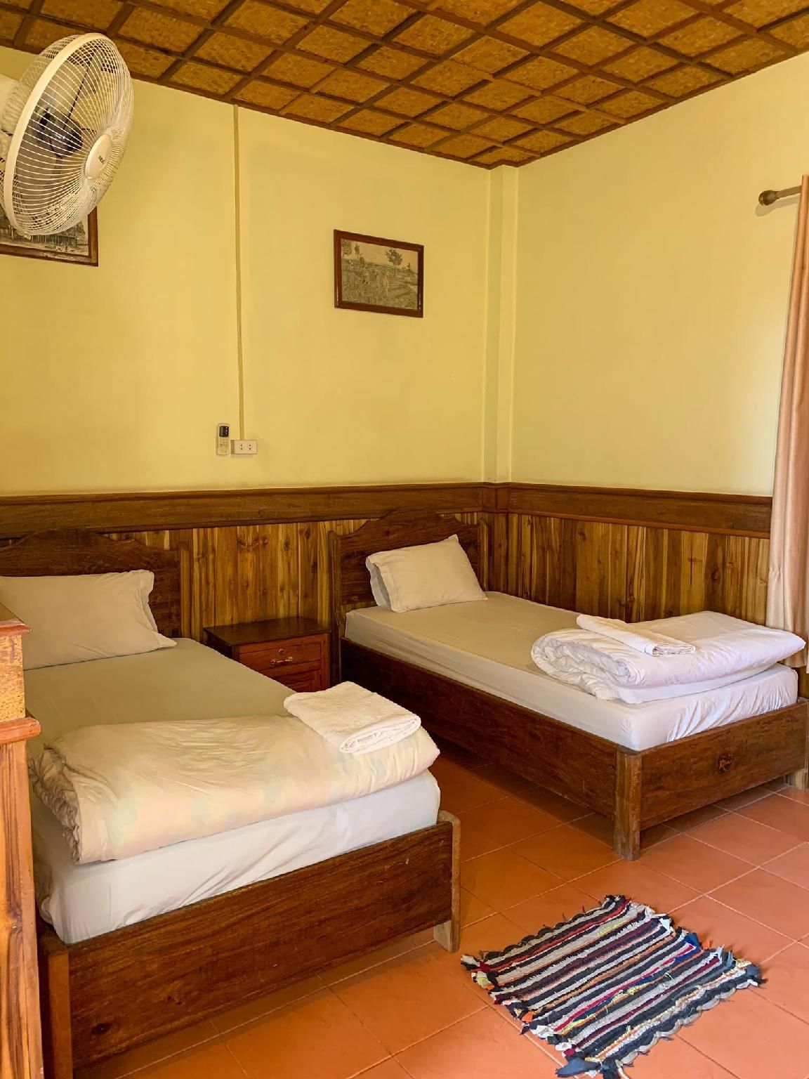 Zuela Guesthouse and Restaurant Twin Room - Breakfast Included 2