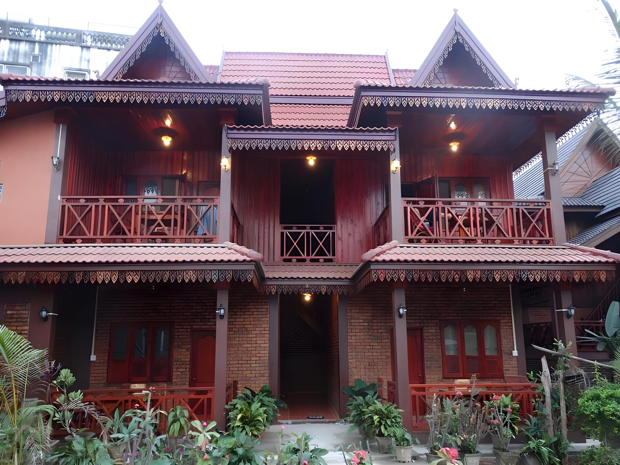 Zuela Guesthouse and Restaurant