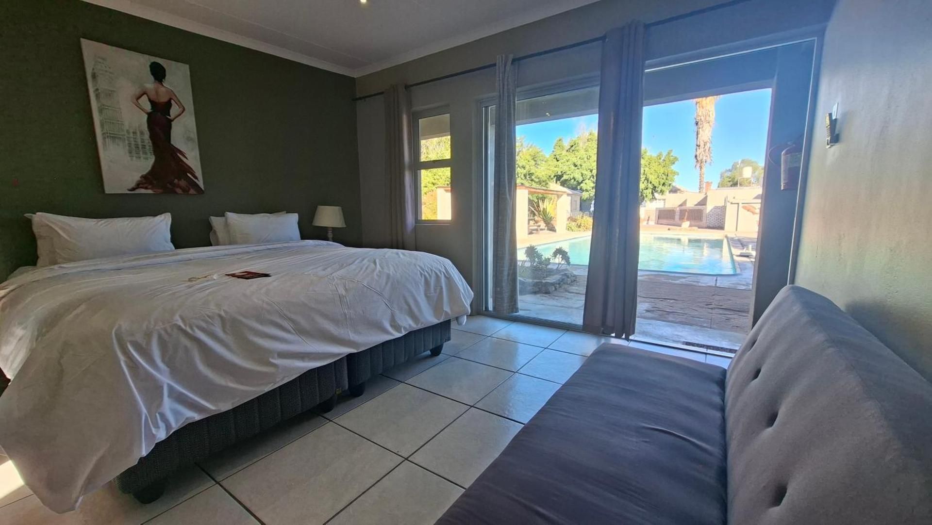 Large Double or Twin Room