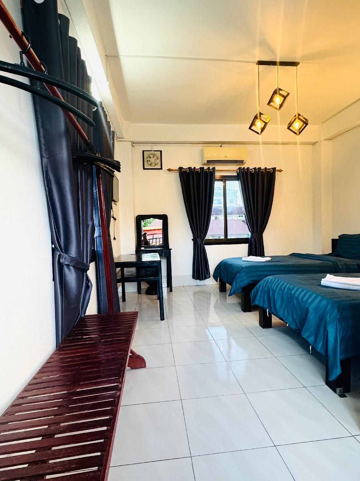 Deluxe Double or Twin