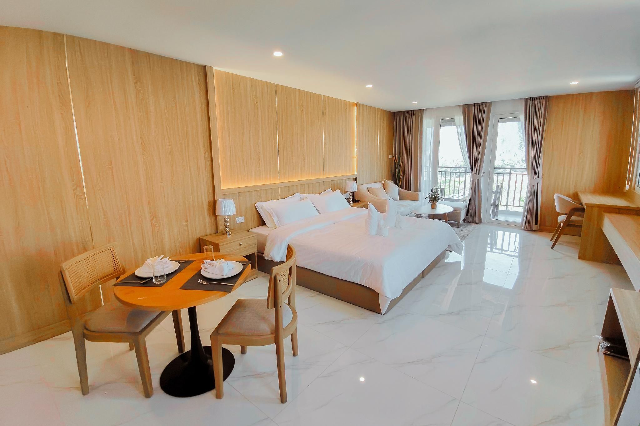 Premier Suite Double - River View