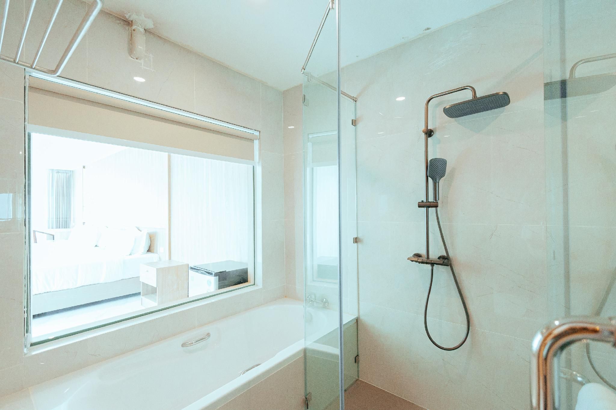 Premier Suite Triple - River View