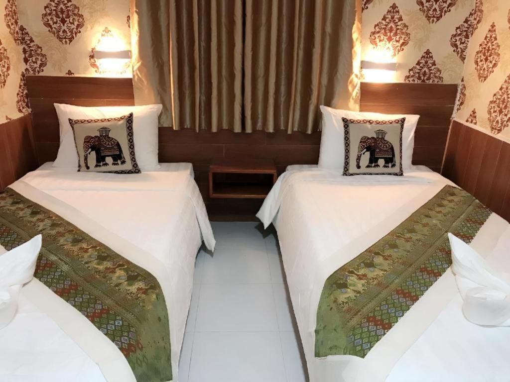 Vang Vieng Central Vibe Hotel Deluxe Twin Room