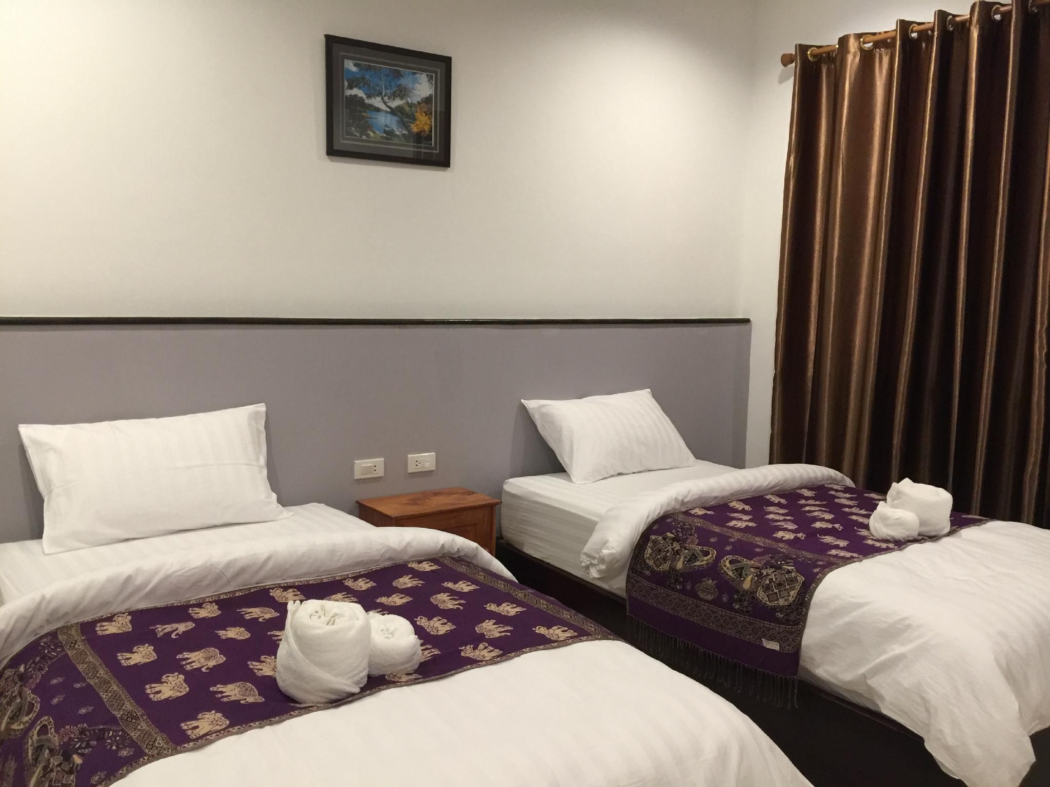 Dongsay Hotel Thakhek Standard Twin Room 2