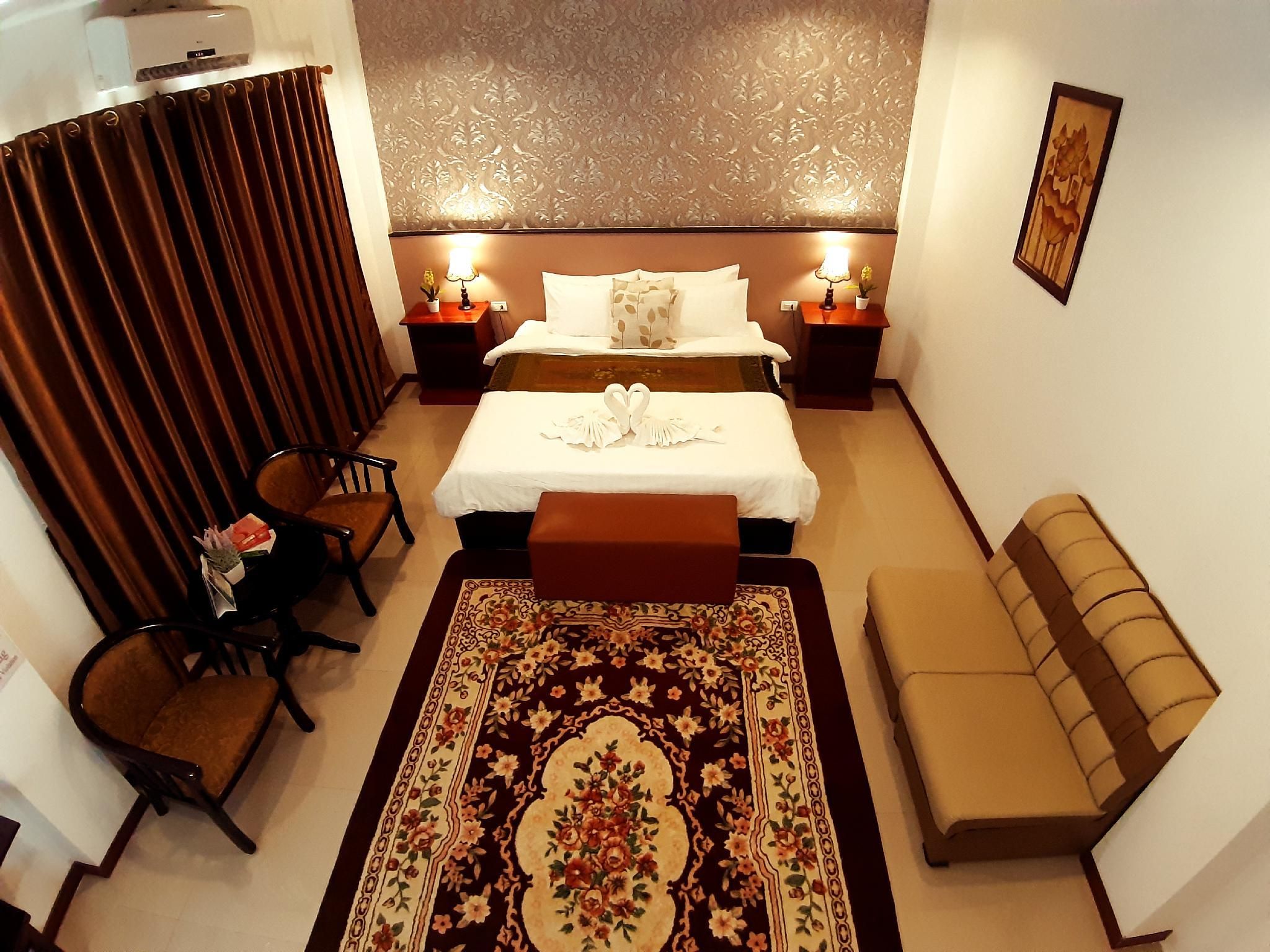 Dongsay Hotel Thakhek VIP Suite King 2