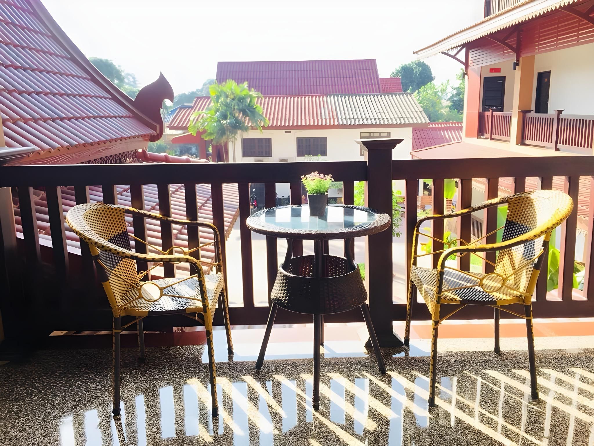 Dongsay Hotel Thakhek Standard Double Room 2