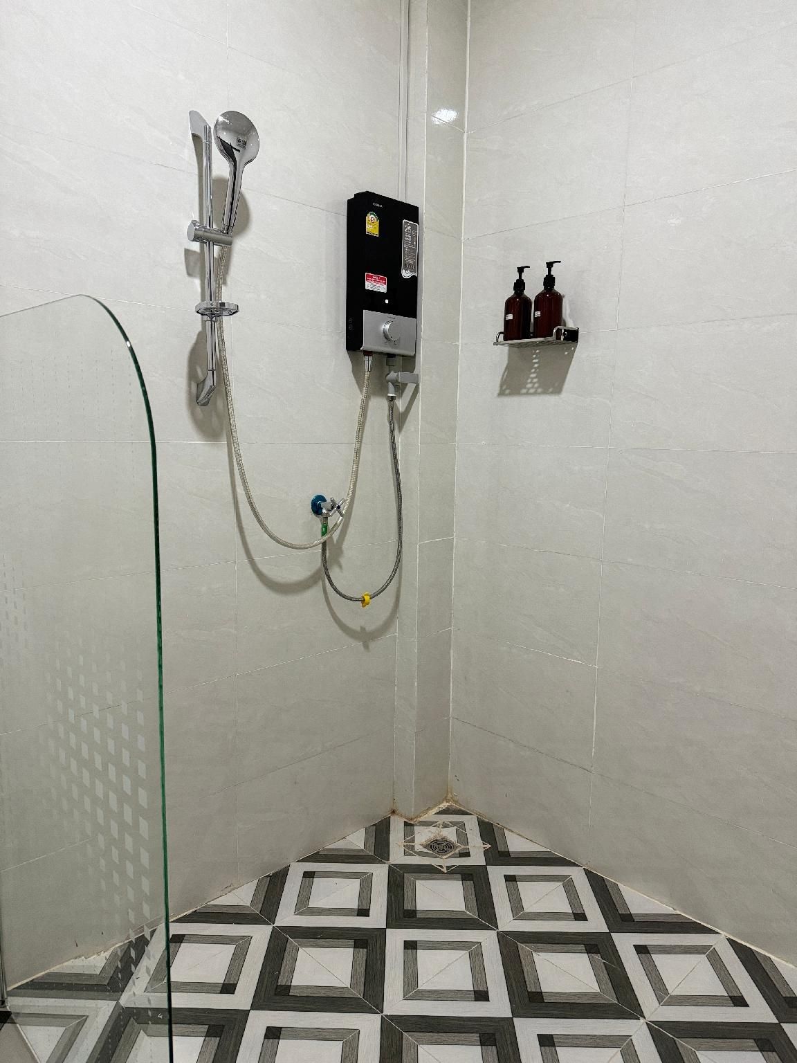 Deluxe Double Room With Private Bathroom