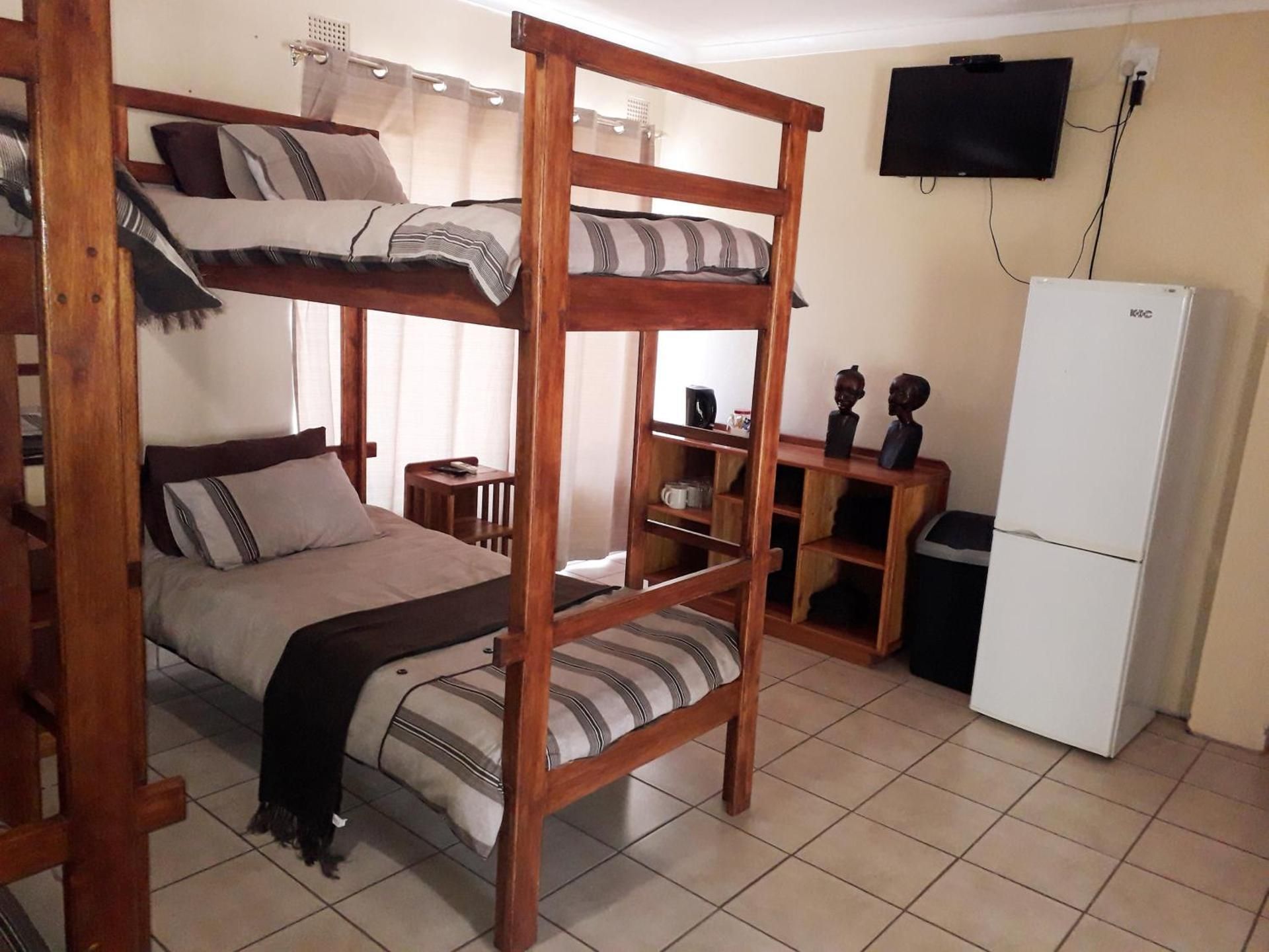 4-Bed Mixed Dormitory Room
