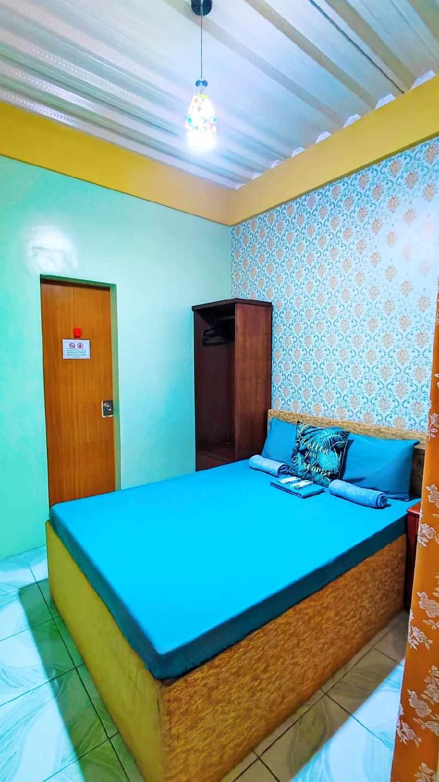 Couple Mini Room