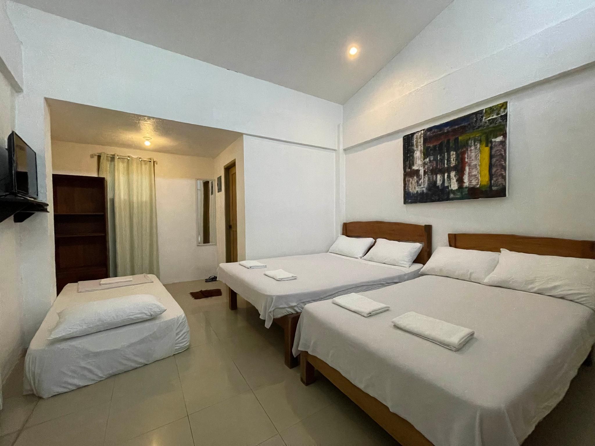 Akkaw Baler Hometel Room for 5 People - Non-Smoking 2