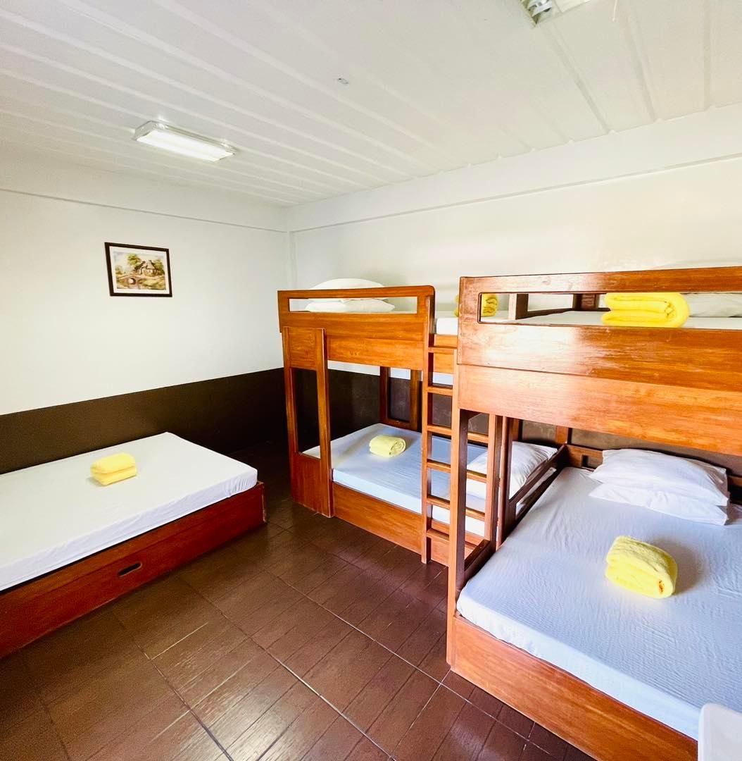 Family Room for 10 People 