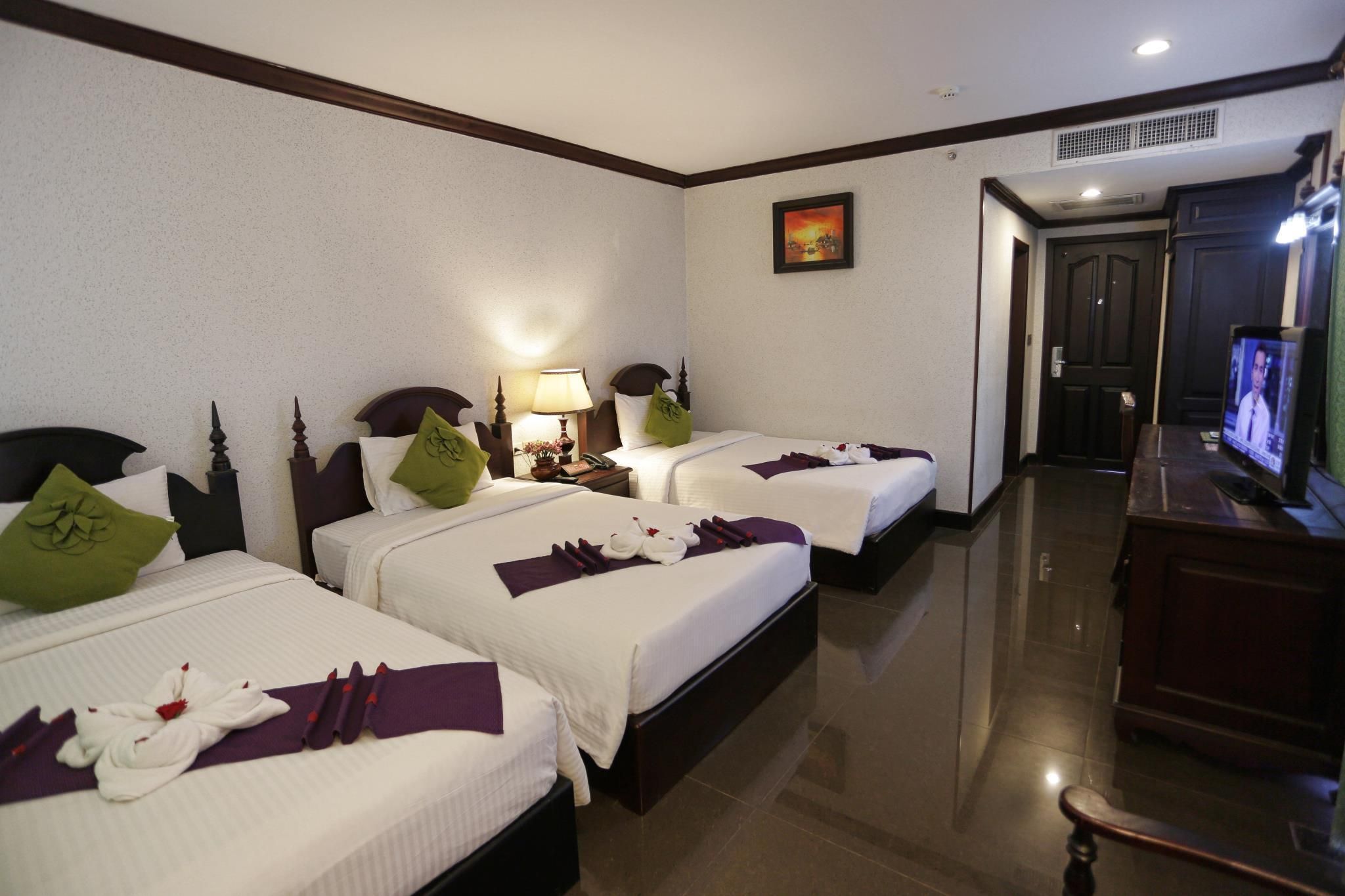 Deluxe Triple Room