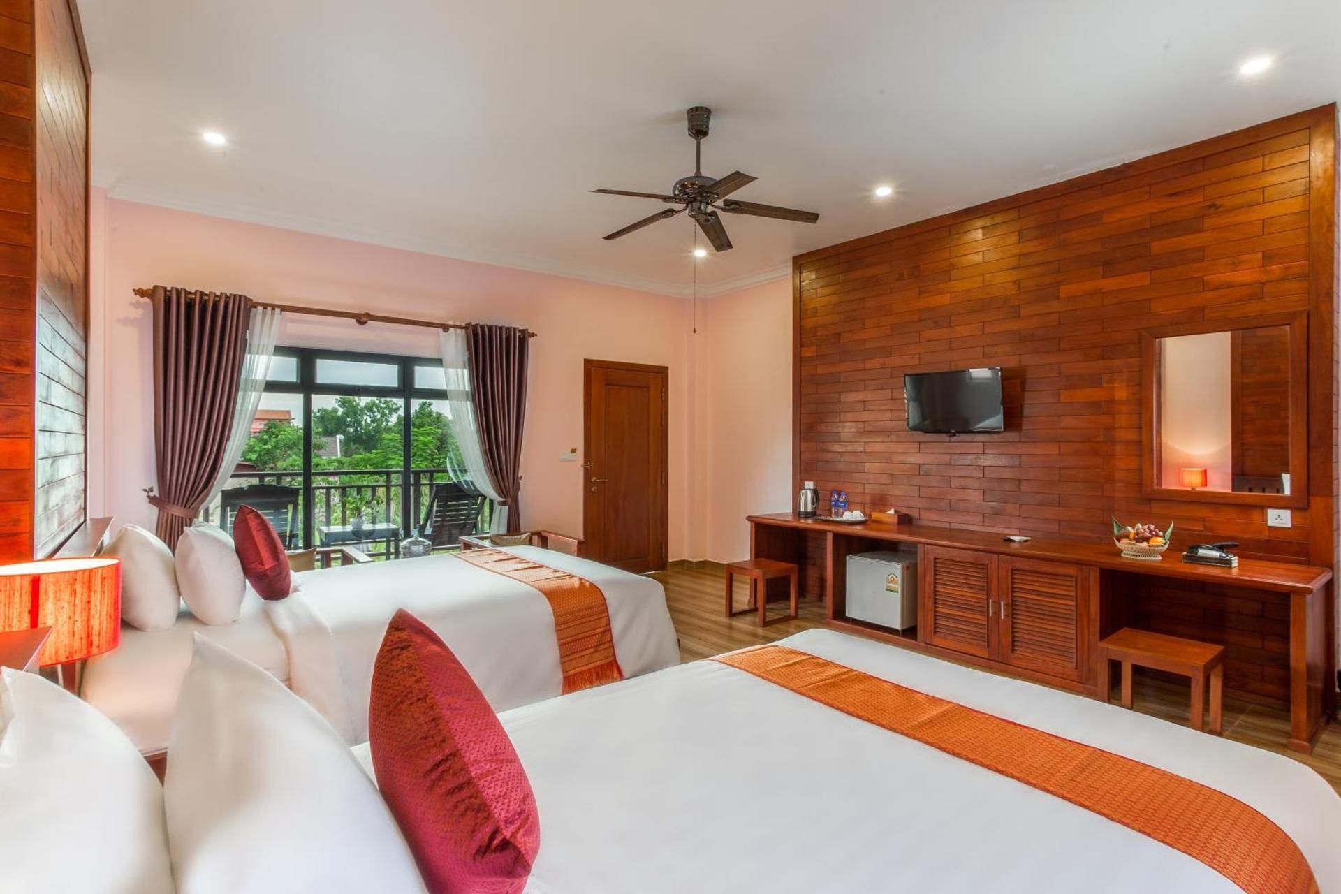 Triple Room with Balcony