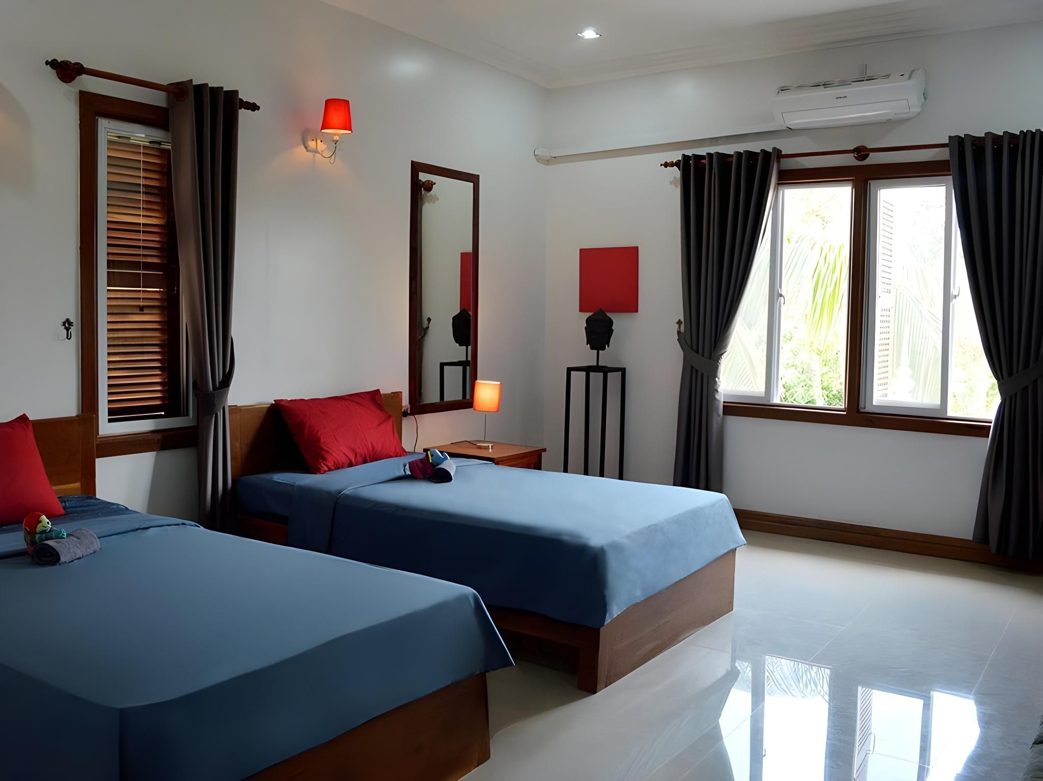 Villa (8 people)
