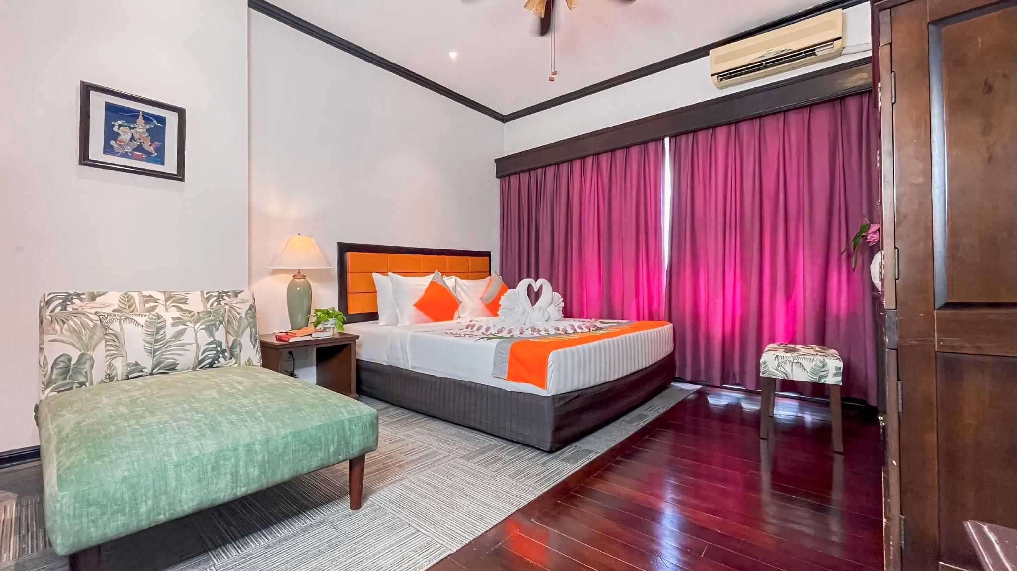 Deluxe Studio - King