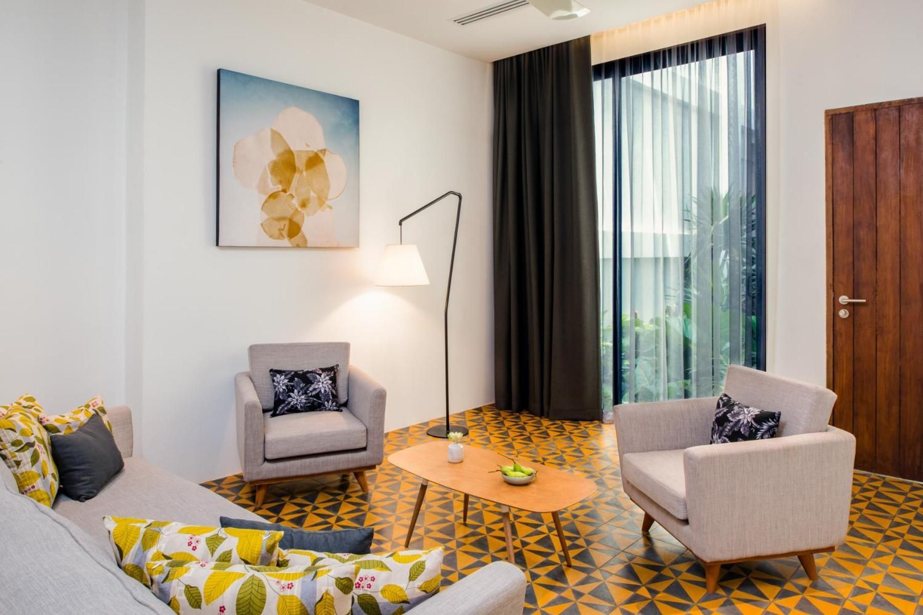 King Suite Room with balcony
