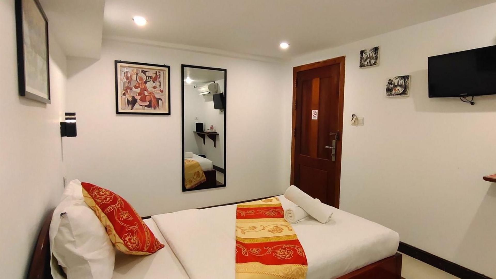 Standard Single Rooms