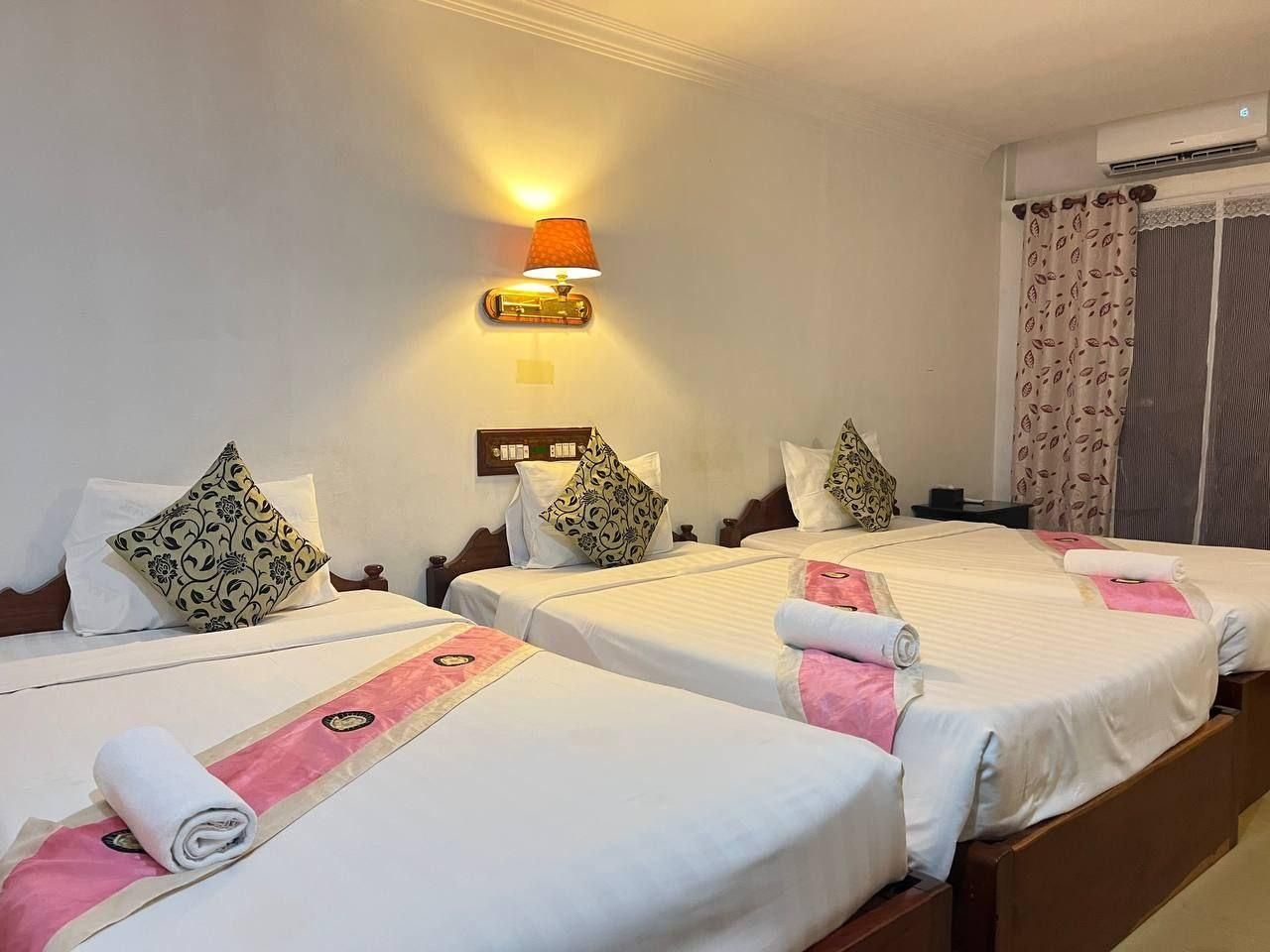 Deluxe Triple Room