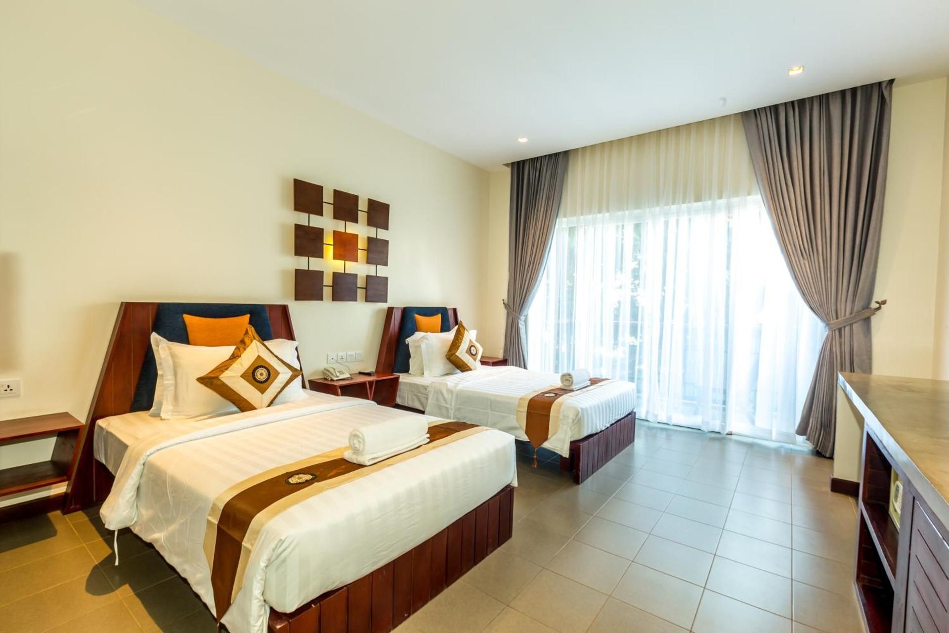 Twin Room with Balcony