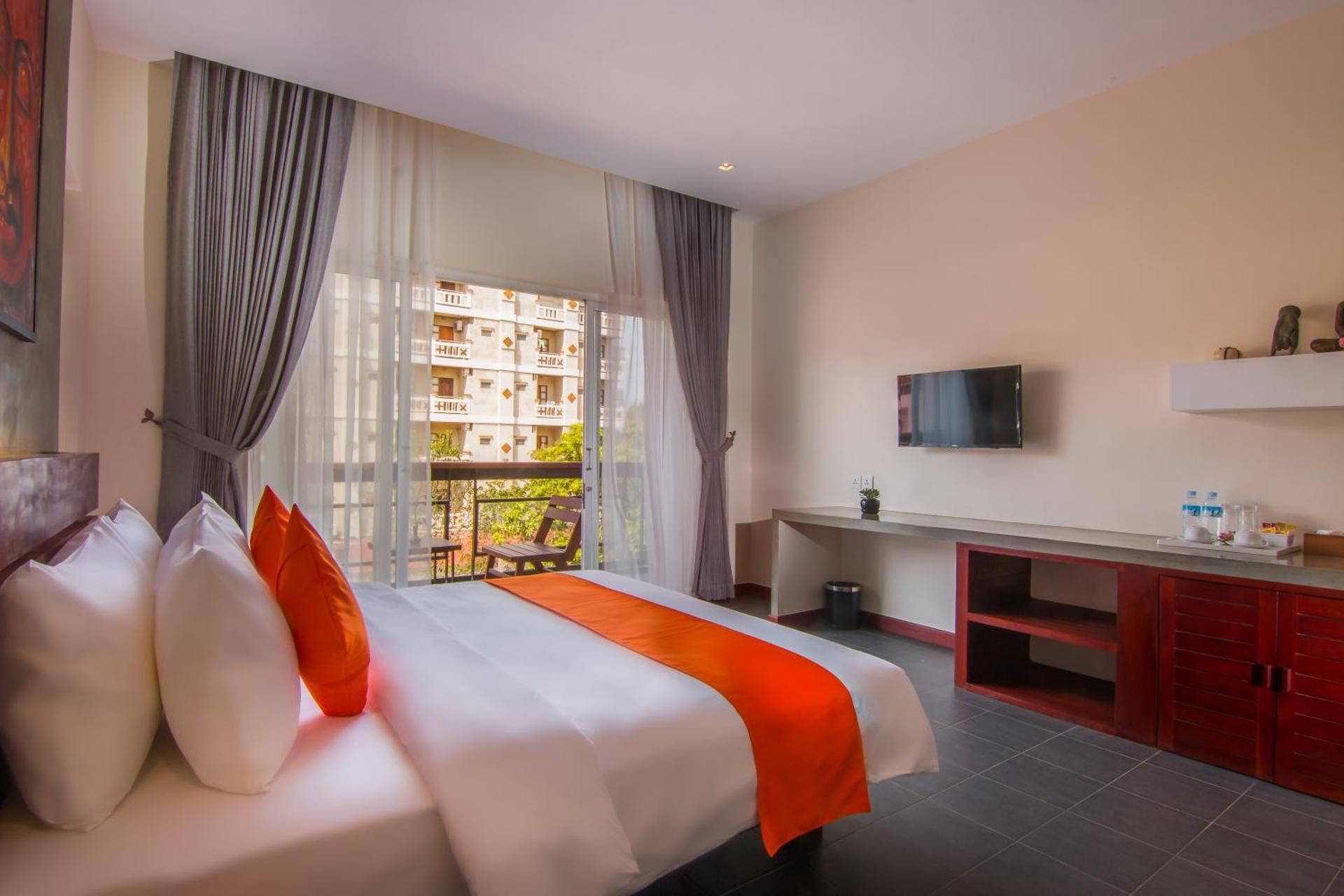 Deluxe Double Room with Balcony