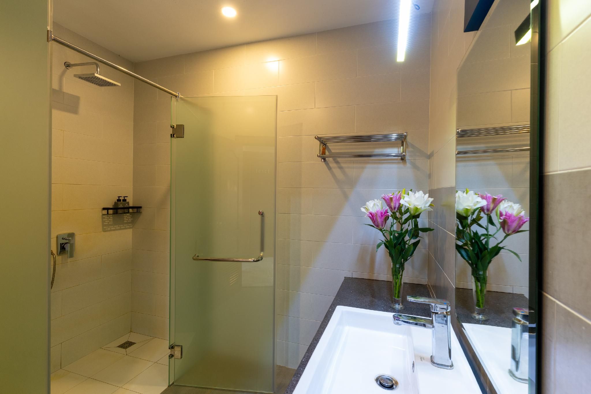 Premier Twin Room with Balcony
