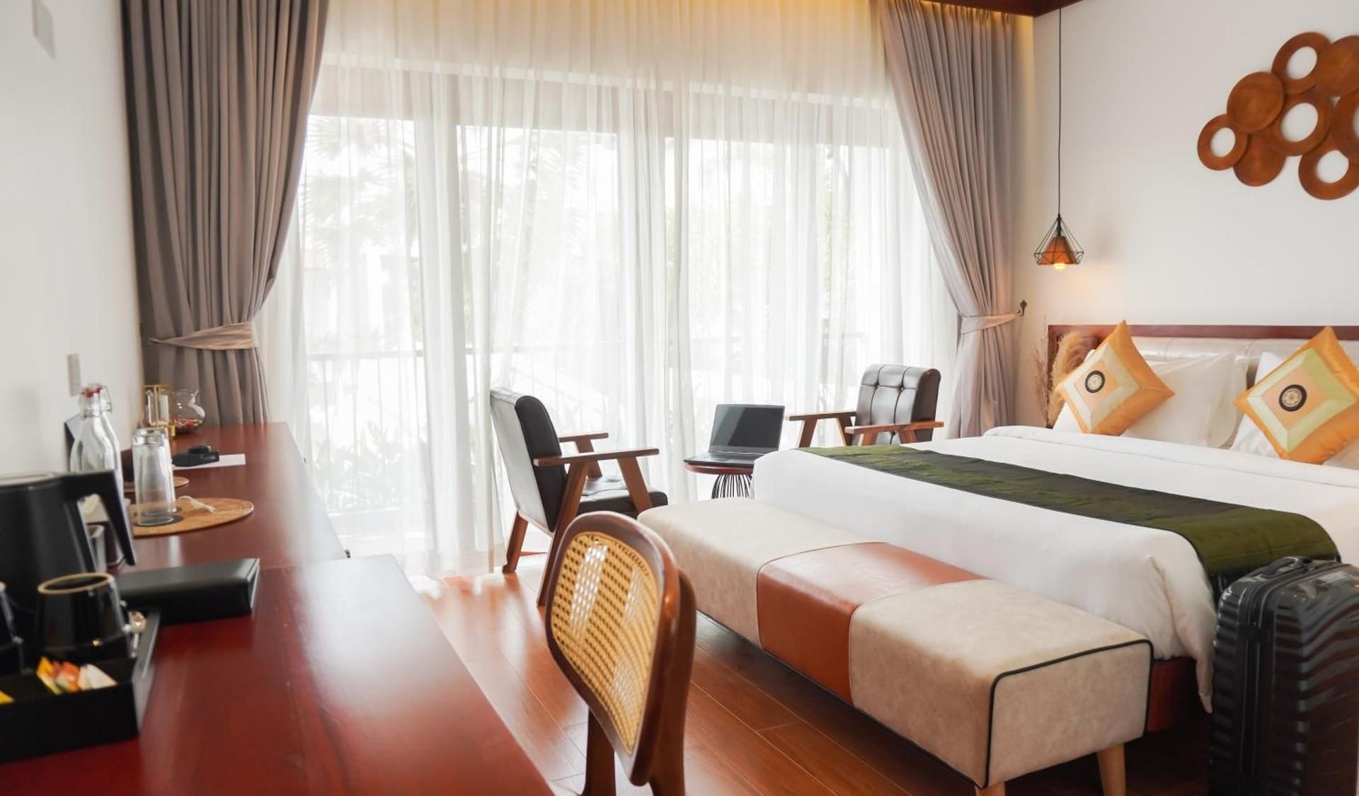 Family Suite with Balcony