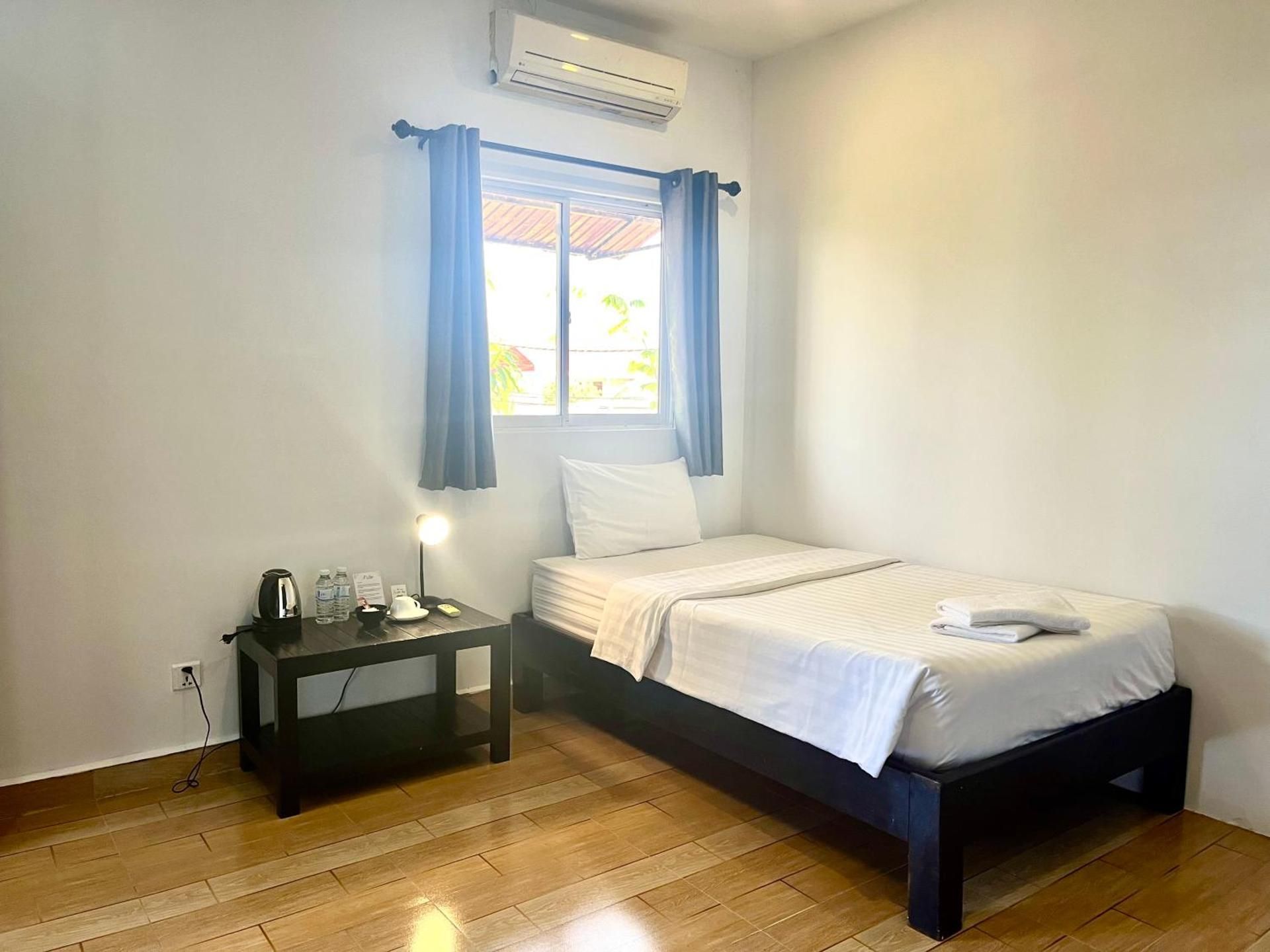 Standard Single Room - Non-Smoking