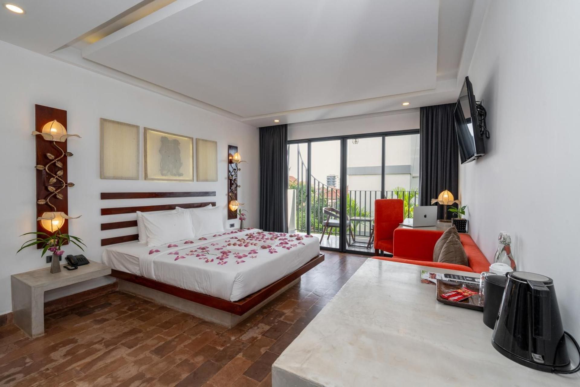 King Room with Pool View