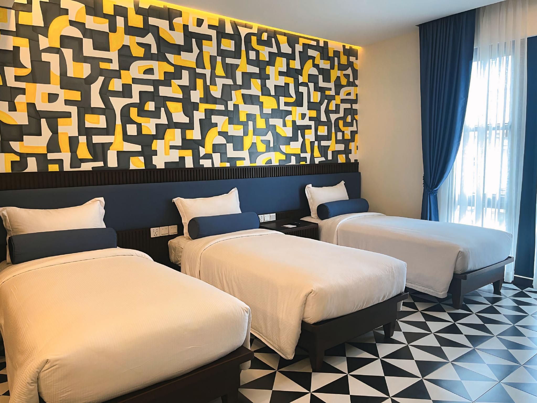 Triple Room with En-Suite Bathroom