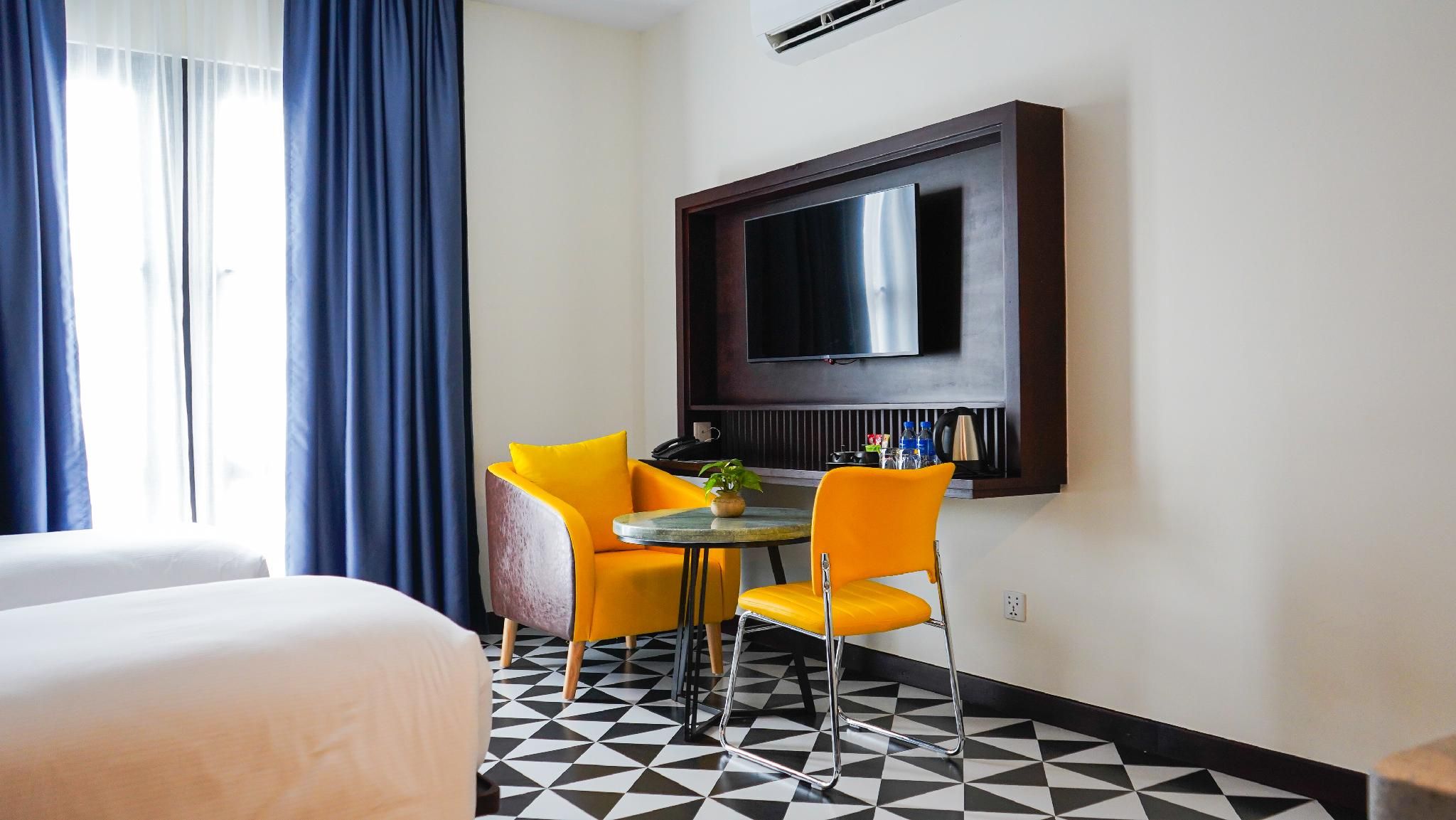 Triple Room with En-Suite Bathroom