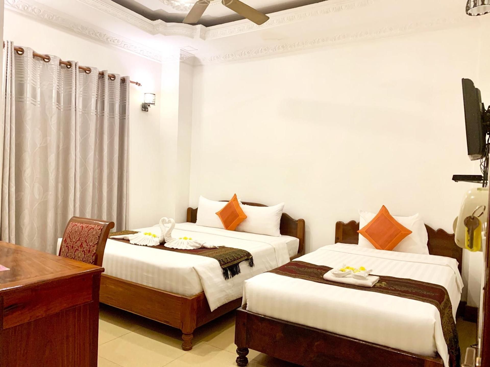 Deluxe Family Room