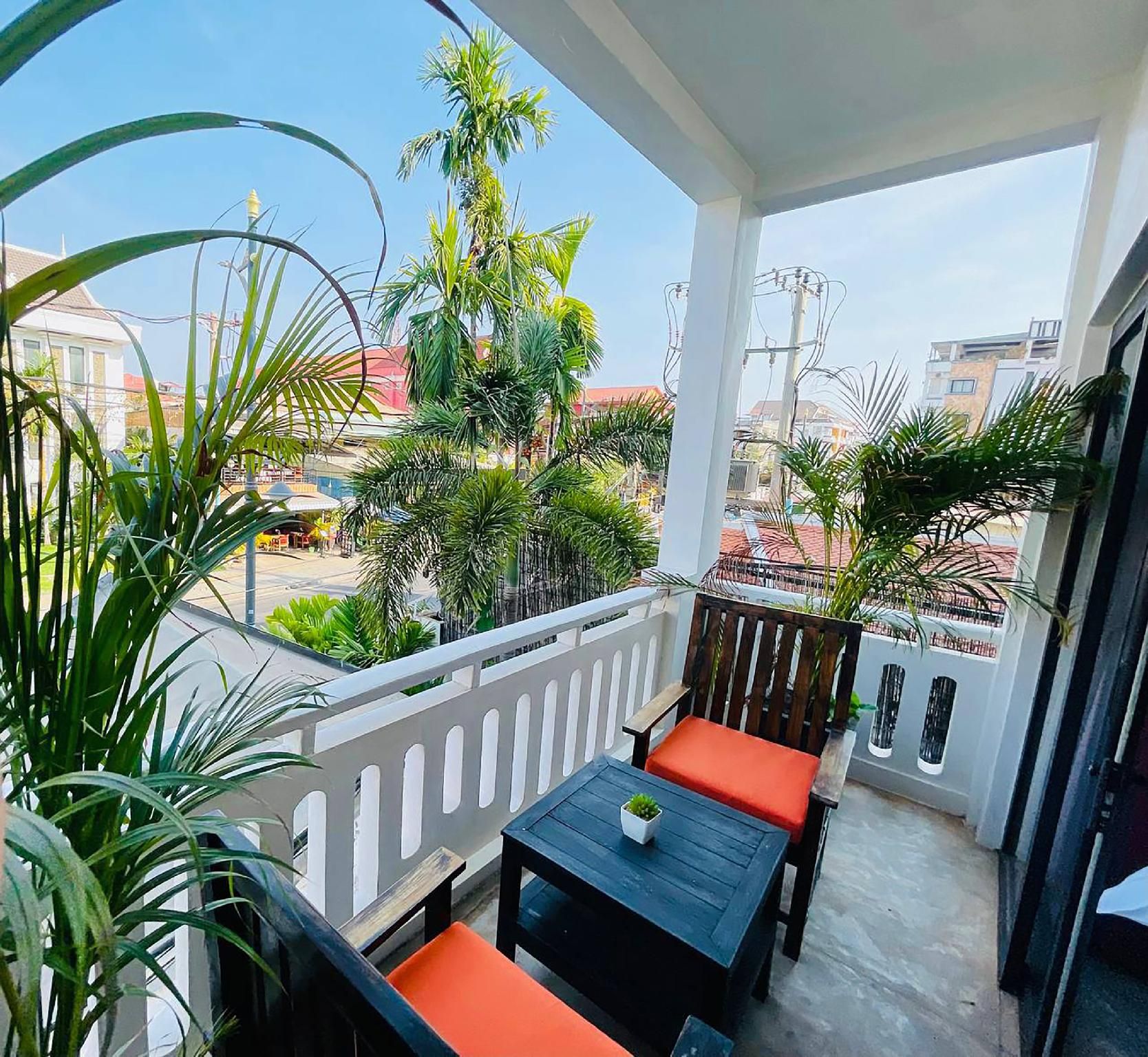 Deluxe Family Room for 3 People