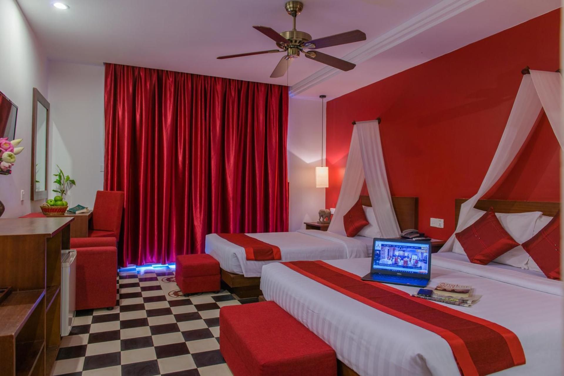 Deluxe Twin Room with Balcony
