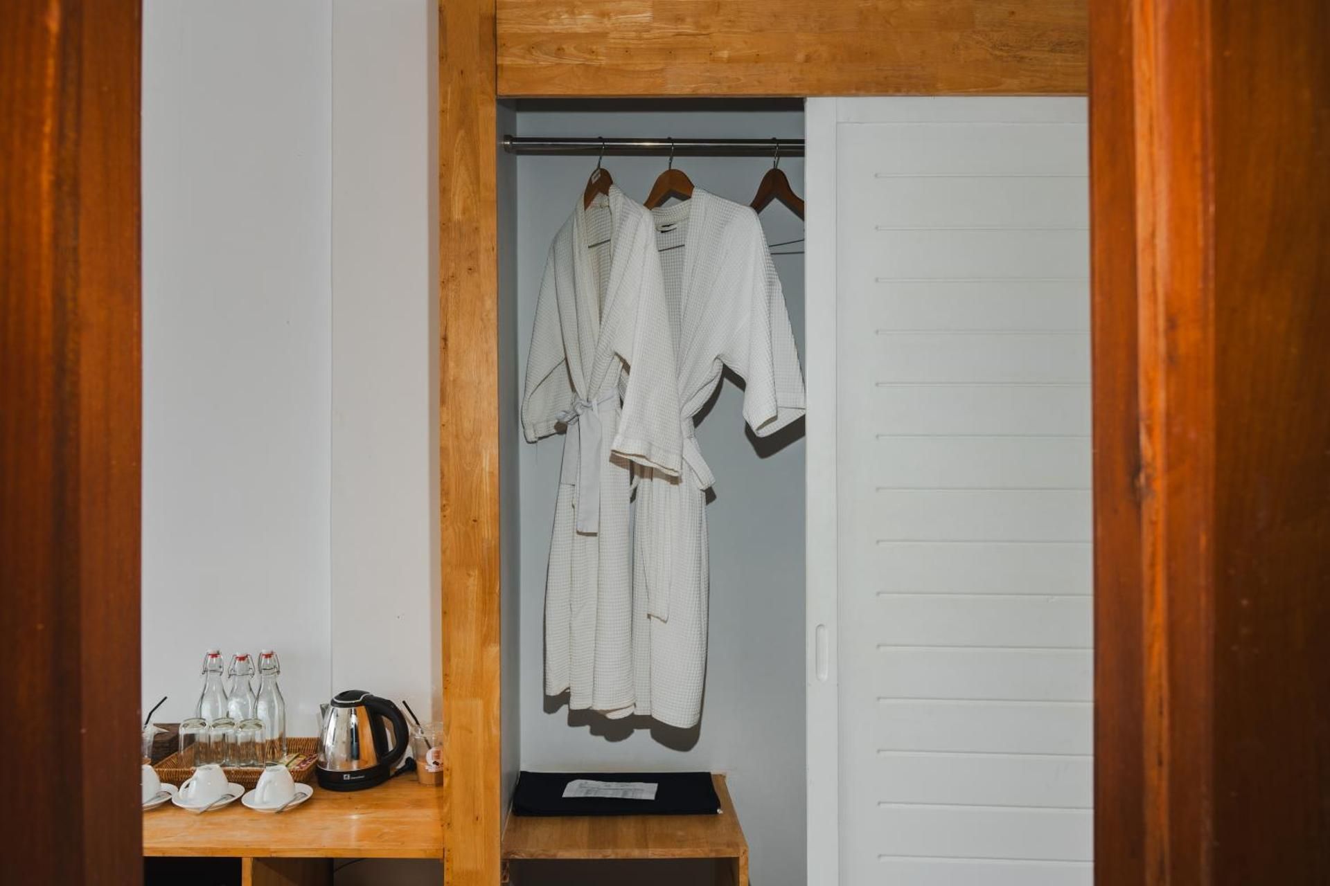 Everland Boutique Hotel Deluxe Double or Twin Room with City View 2