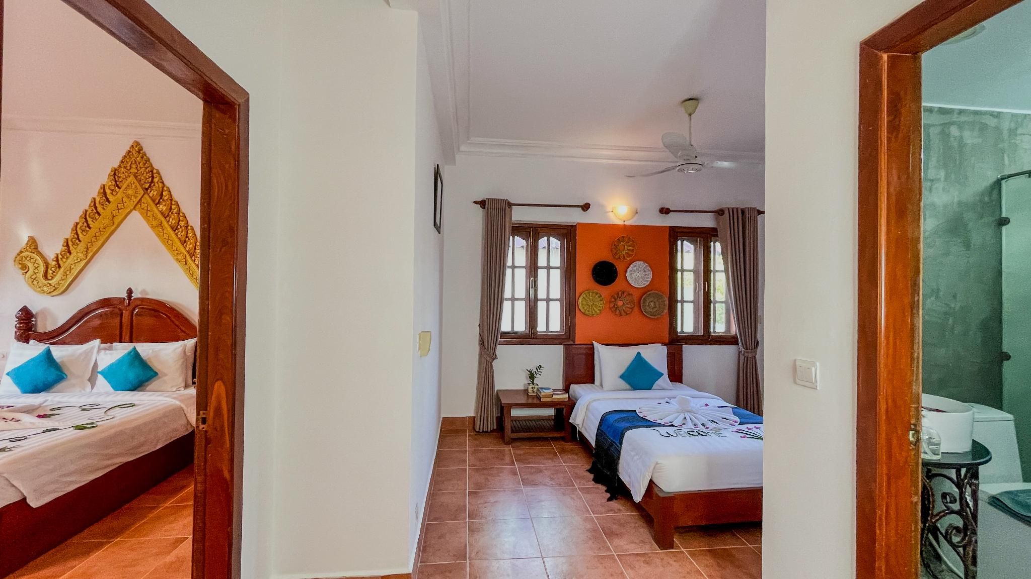 Pool View Connecting Family Rooms