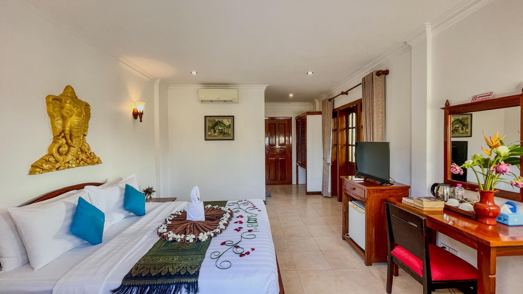 Pool View Double or Twin Room