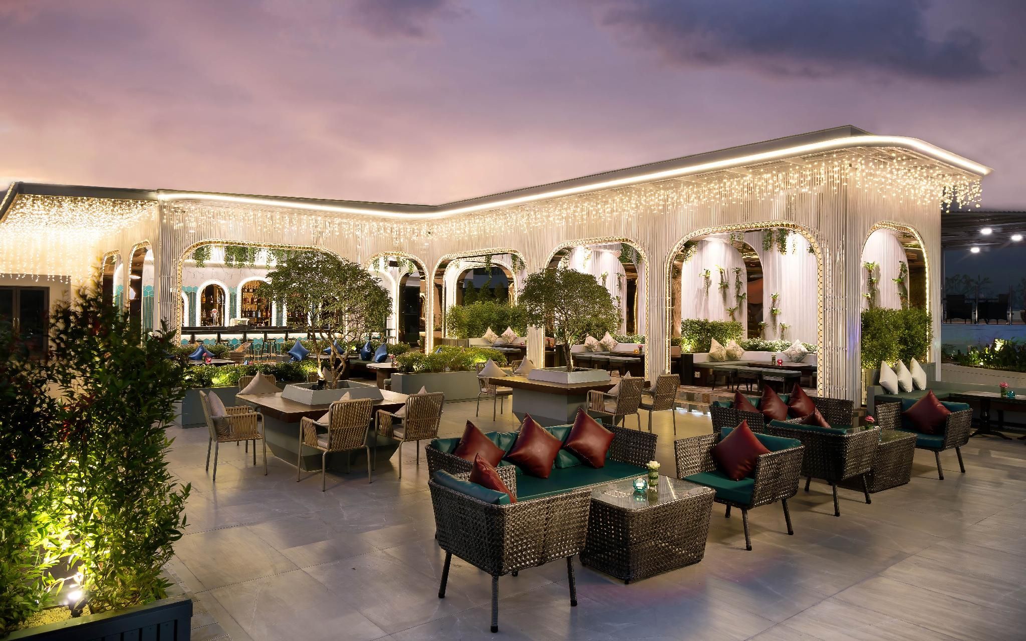 Koulen Central Hotel