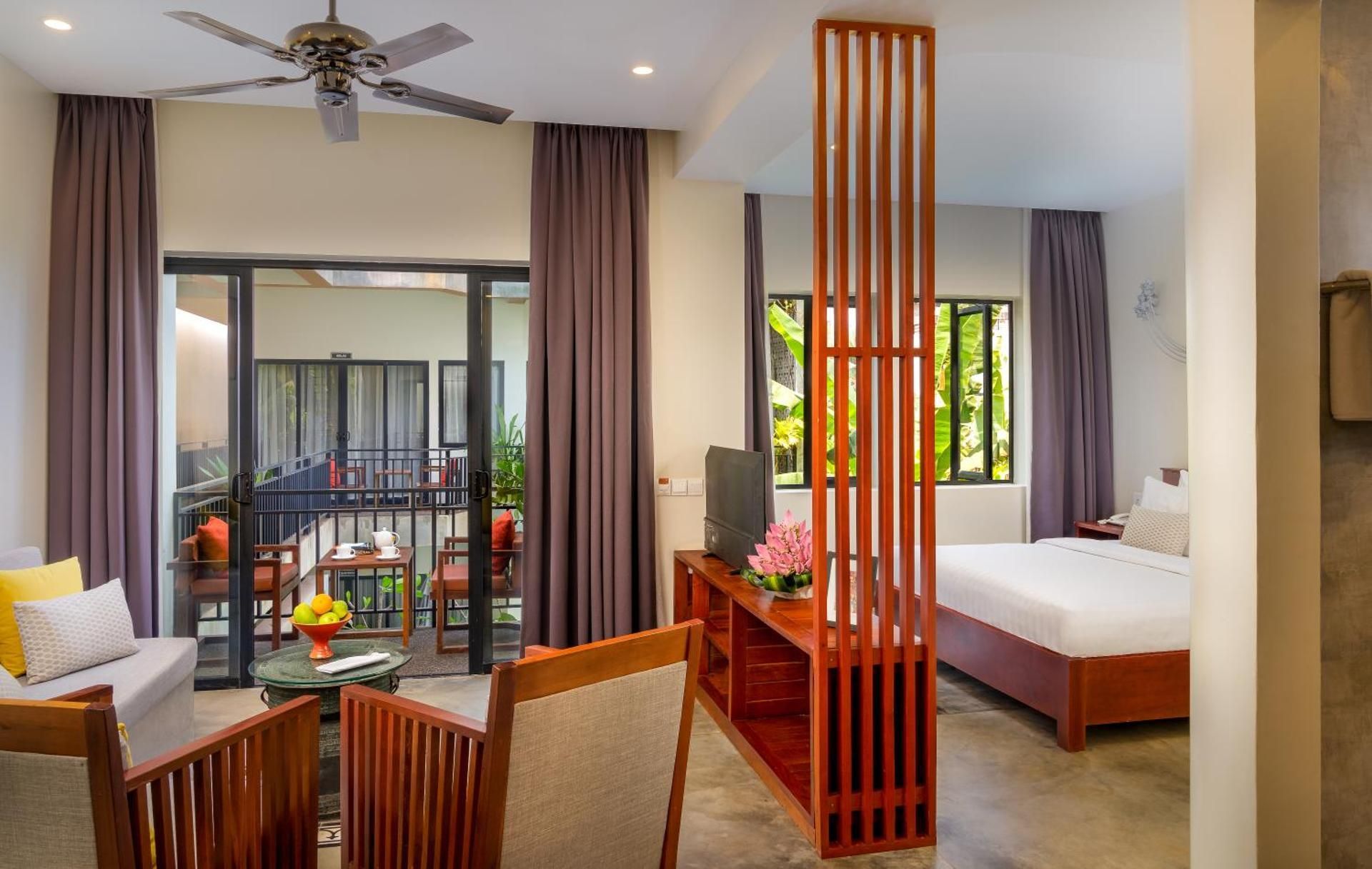 Suite Room with Balcony